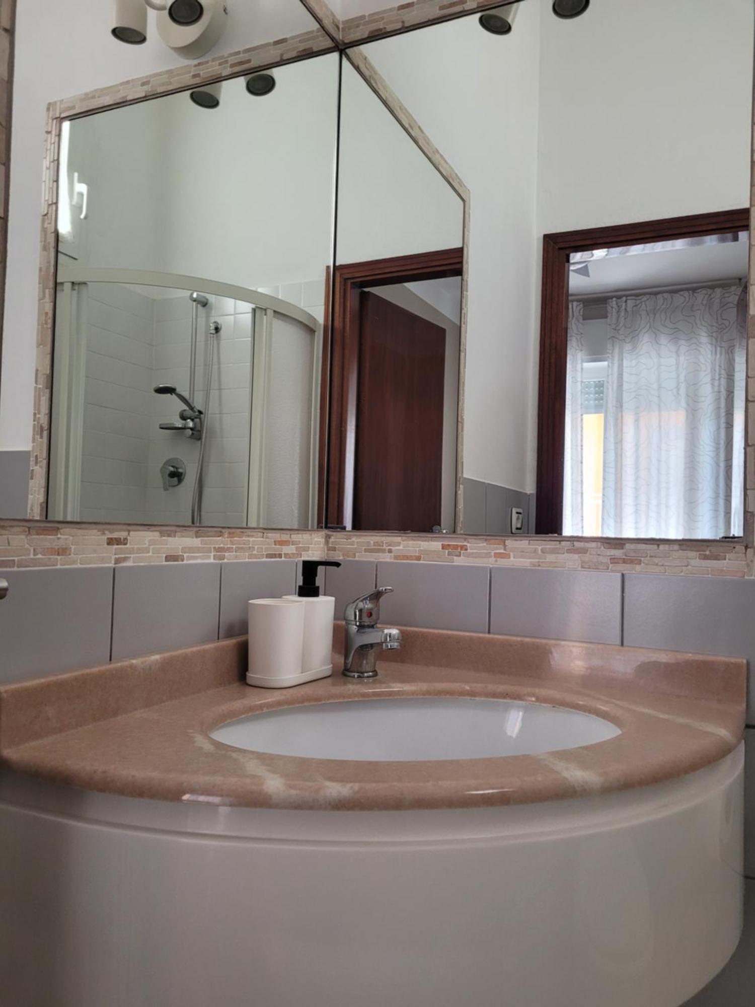 Appartamenti Le 4 Sorelle Rimini Exterior foto